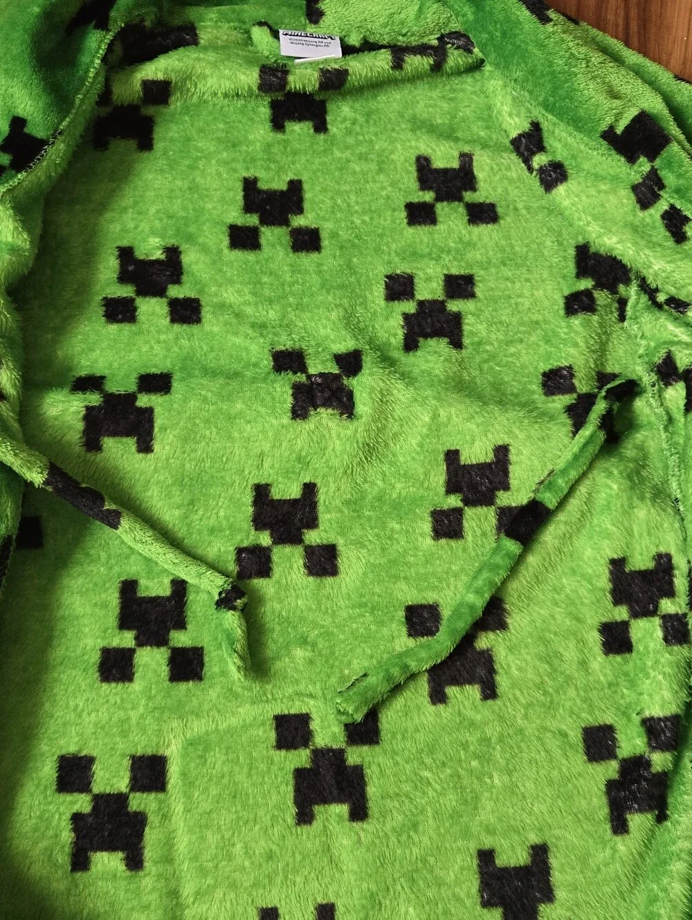 Minecraft Creeper Green Plush Kids size 8 Robe with Front Pockets VGUC